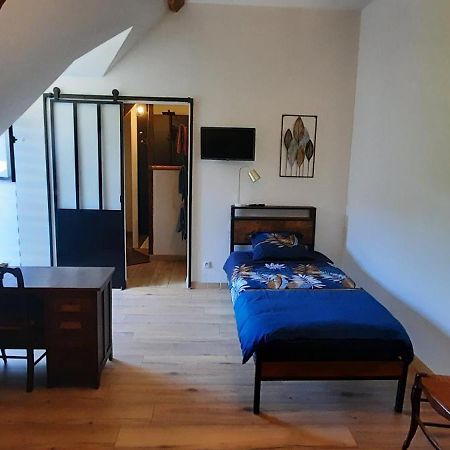 Bed and Breakfast La Ferme Aux Fleurs Ossun Экстерьер фото