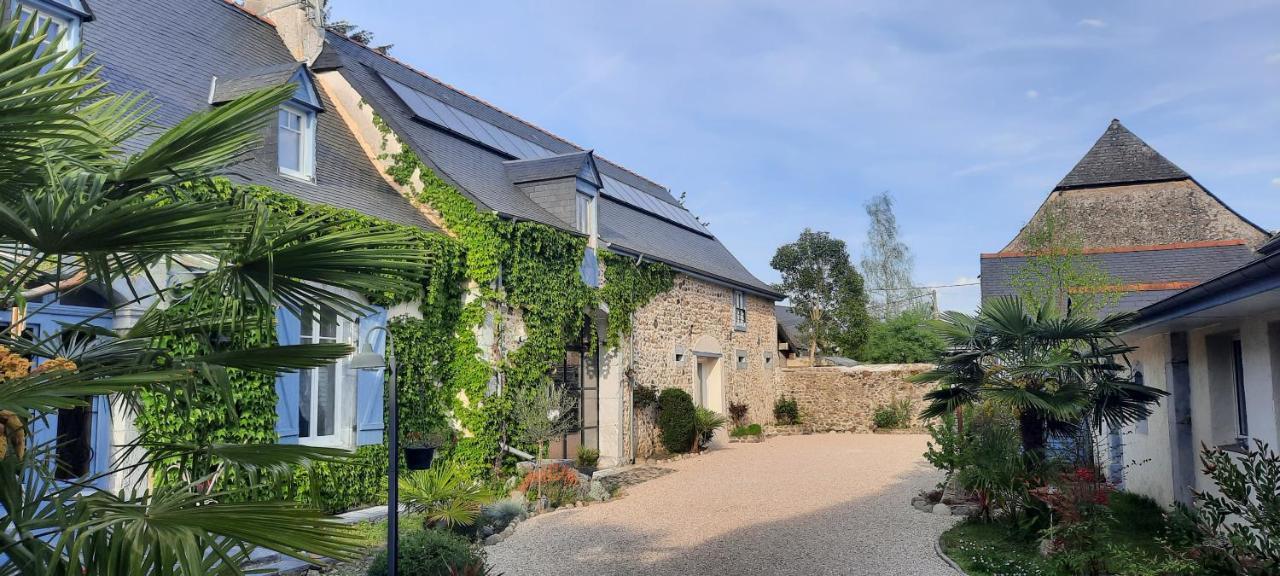 Bed and Breakfast La Ferme Aux Fleurs Ossun Экстерьер фото
